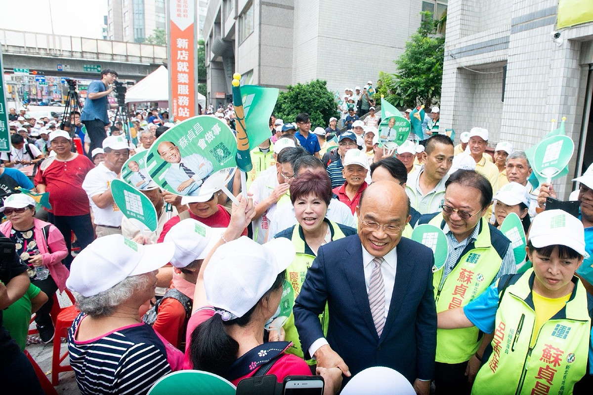 蘇貞昌在新店的競選總部成立，現場超過2000人，相當壯觀。 圖：蘇辦提供
