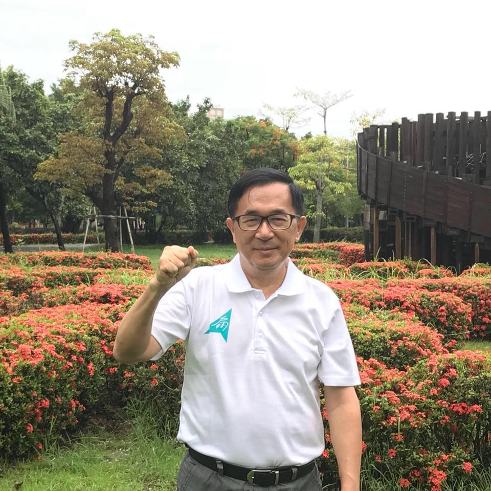 民進黨昨天成立32周年，但黨中央並未舉辦黨慶即其他慶祝活動，前總統陳水扁今天在臉書上質疑「民進黨怎麼啦？」 圖：取自陳水扁新勇哥物語臉書（資料照片）