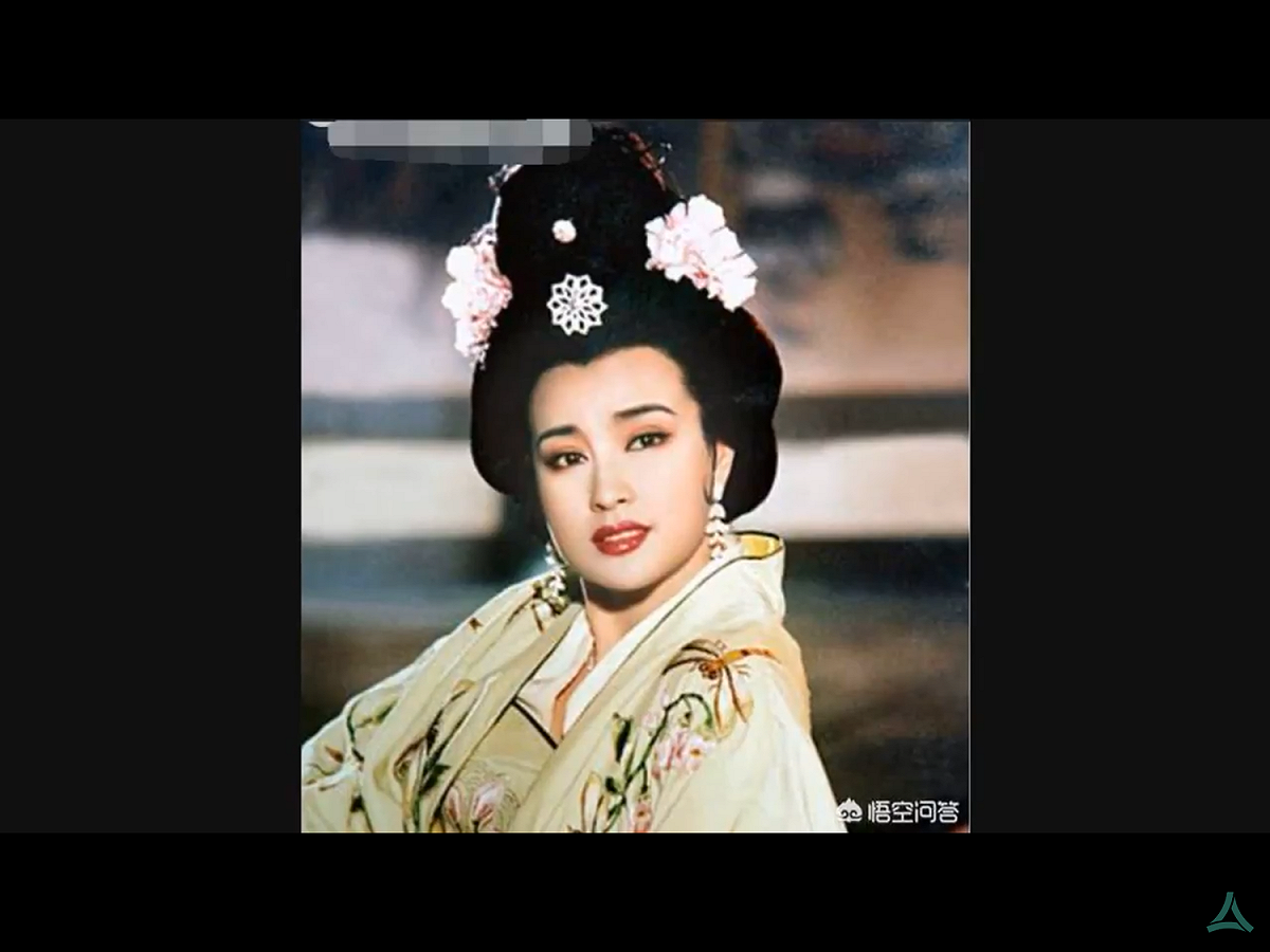 2002年，47歲的劉曉慶，被中國國稅總局查出，自1996年起，劉曉慶以及其公司以虛報收入與支出的方式逃漏稅，總共逃稅1400萬人民幣。6月19日，劉曉慶在北京被拘捕到案，其後並關押在秦城監獄。圖為劉曉慶的「武則天」劇照。 圖：翻攝自Youtube