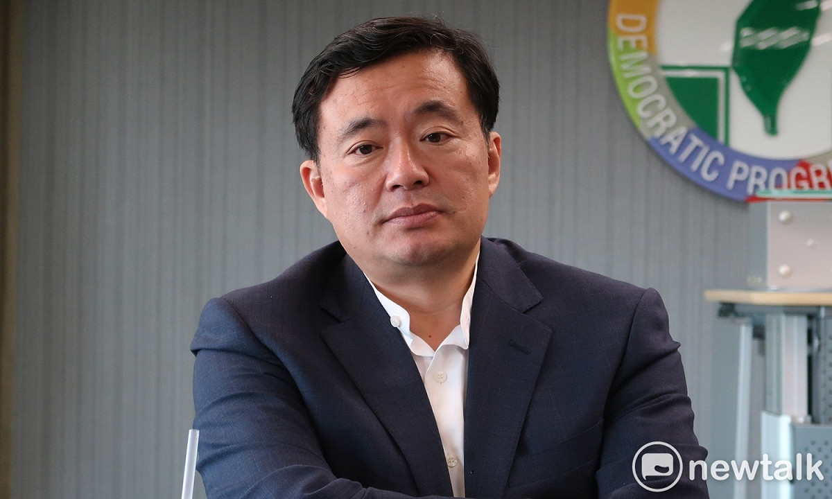 民進黨秘書長洪耀福13日與媒體茶敘。 圖：林朝億/攝