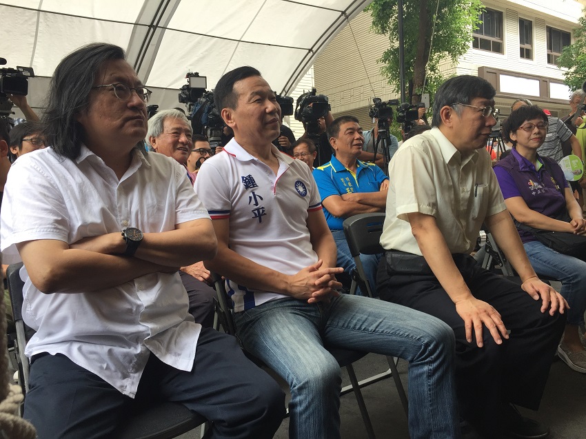 柯文哲上午出席「水源二、三期整宅都更駐點工作站開幕儀式」。 圖：趙婉淳／攝