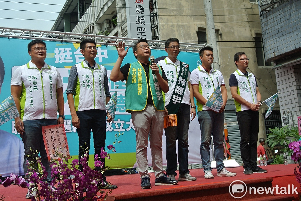 蔡其昌大力推薦「五力」，強調這是民進黨優良傳統。 圖 : 唐復年/攝