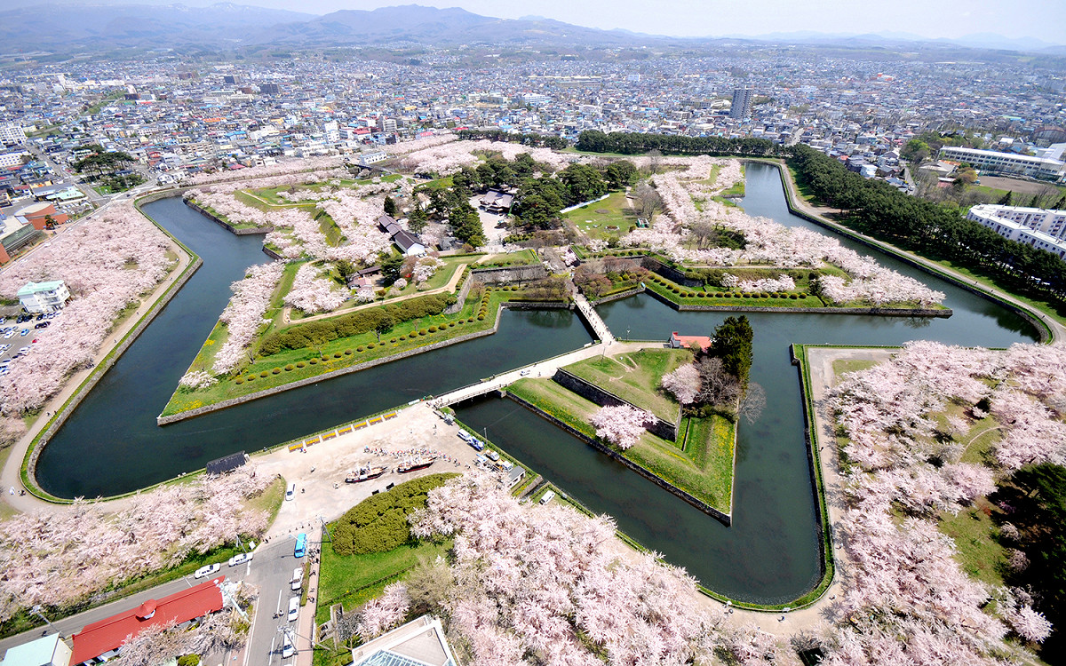 函館市是北海道知名觀光地區，9月初北海道發生強震，一度影響當地觀光。 圖：翻攝維基百科