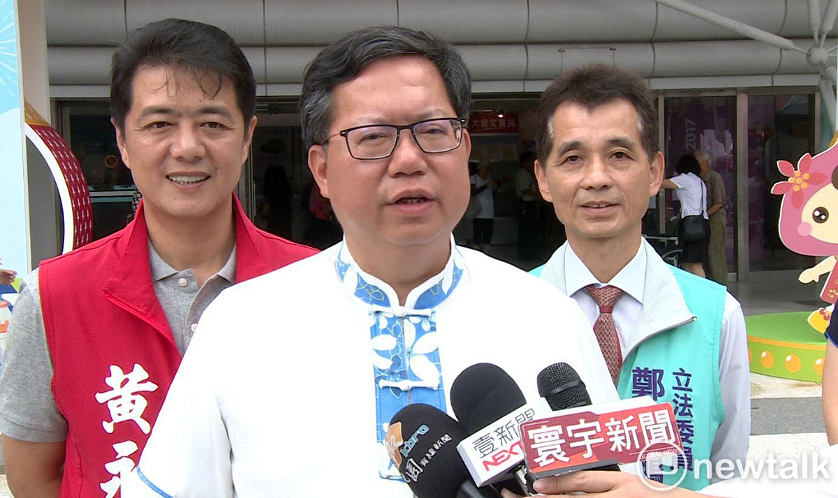 抽中5號的桃園市長鄭文燦，競選團隊高喊「桃園5夠讚，票投鄭文燦」。 圖：林昀真攝/資料畫面