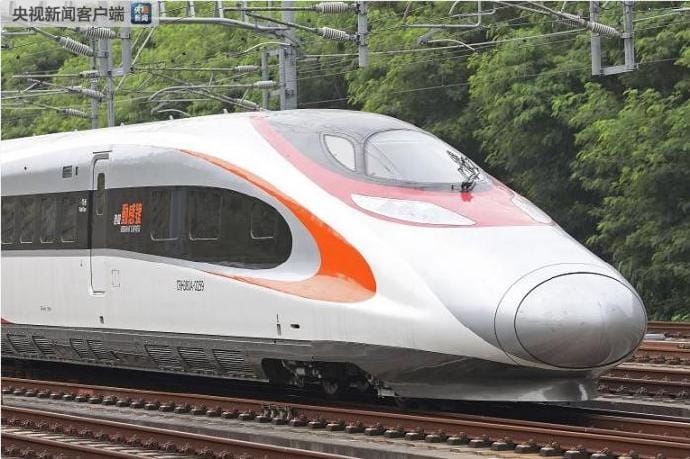 廣深港高鐵香港段通車至今( 1 )日已滿一週。 圖：翻攝自微博