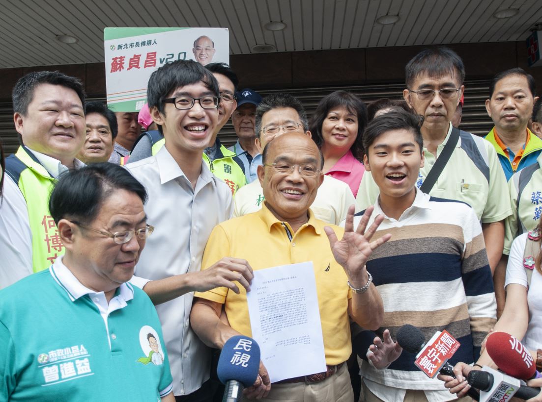 蘇貞昌允諾參加「雙北市長候選人青年論壇」，認為市民有知的權利，學生青年關心的議題，應該向青年朋友及學生報告。 圖：蘇貞昌競選辦公室／提供