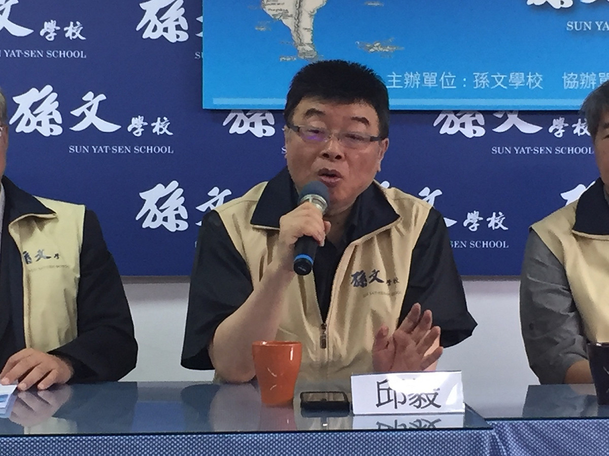 孫文學校將在１３日起開設「台灣史講師認證班」，前立委邱毅將錄製四集課程。 圖：趙婉淳／攝
