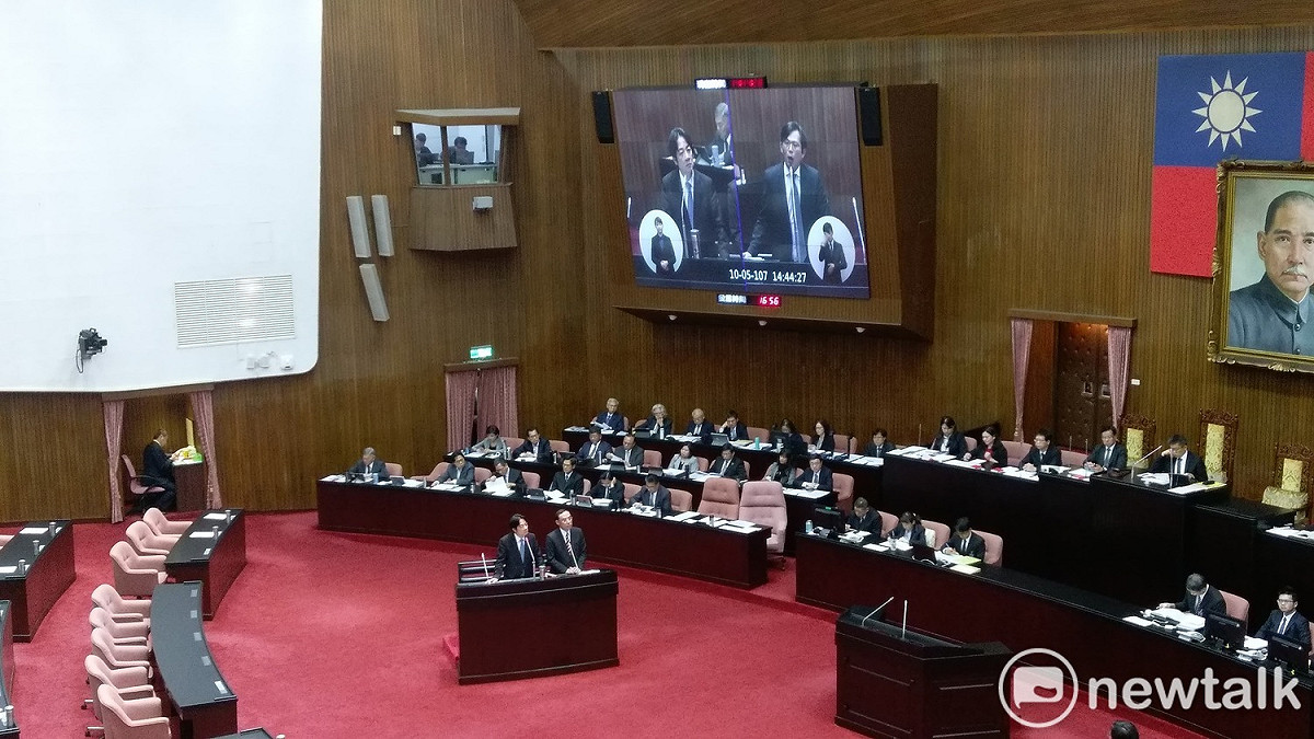 賴清德今天前往立法院施政報告，並備詢。 圖:陳佩君/攝