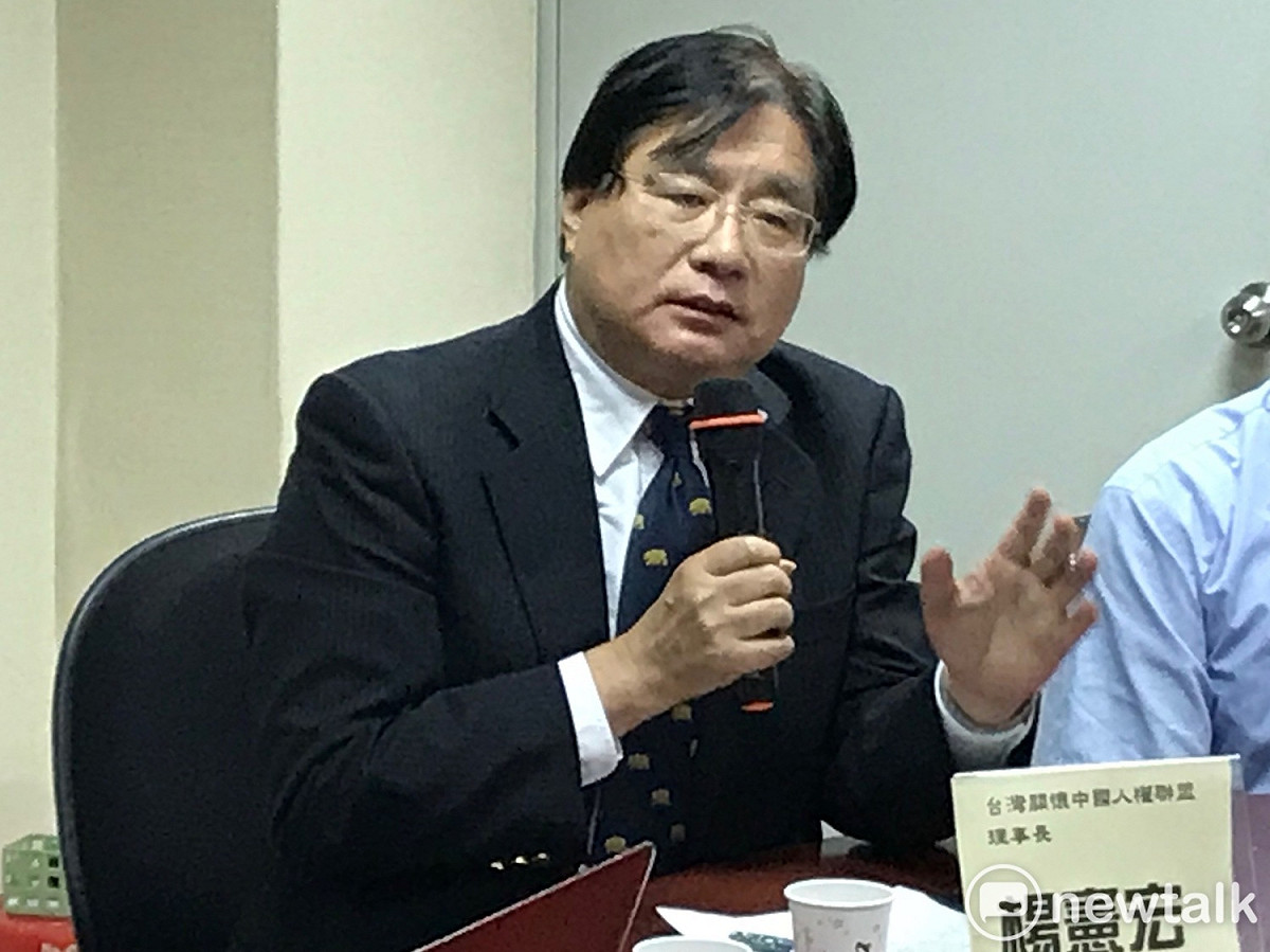 楊憲宏指出，從民調可看出台灣是個危機社會、淺碟社會，很容易受影響。 圖：周煊惠 / 攝 (資料照片)