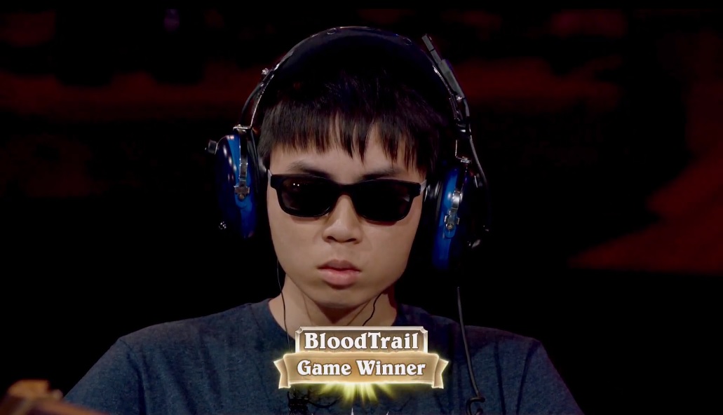 許多觀眾關心承泰不要會不會戴墨鏡上場。 圖：翻攝Twitch