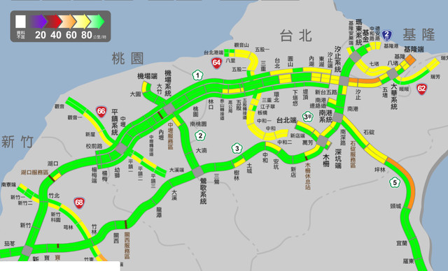國慶日北部陰雨，國5北上未明顯壅塞。 圖：翻攝高公局即時路況