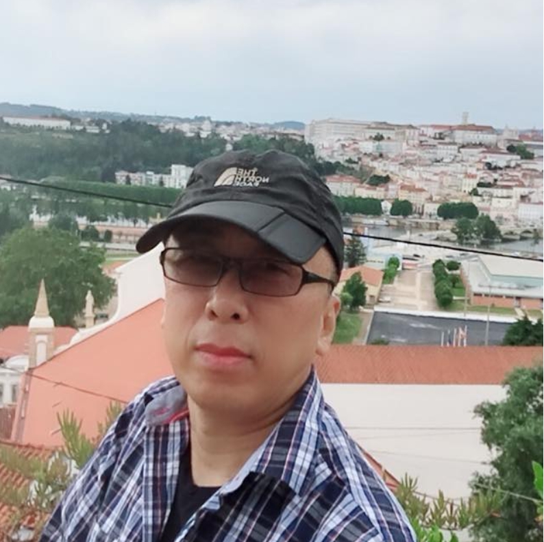 針對傳出韓粉將罷免陳其邁，知名作家苦苓酸「有沒有召集到黃花崗七十二烈士呀？」。 圖：翻攝自苦苓臉書（資料照片）