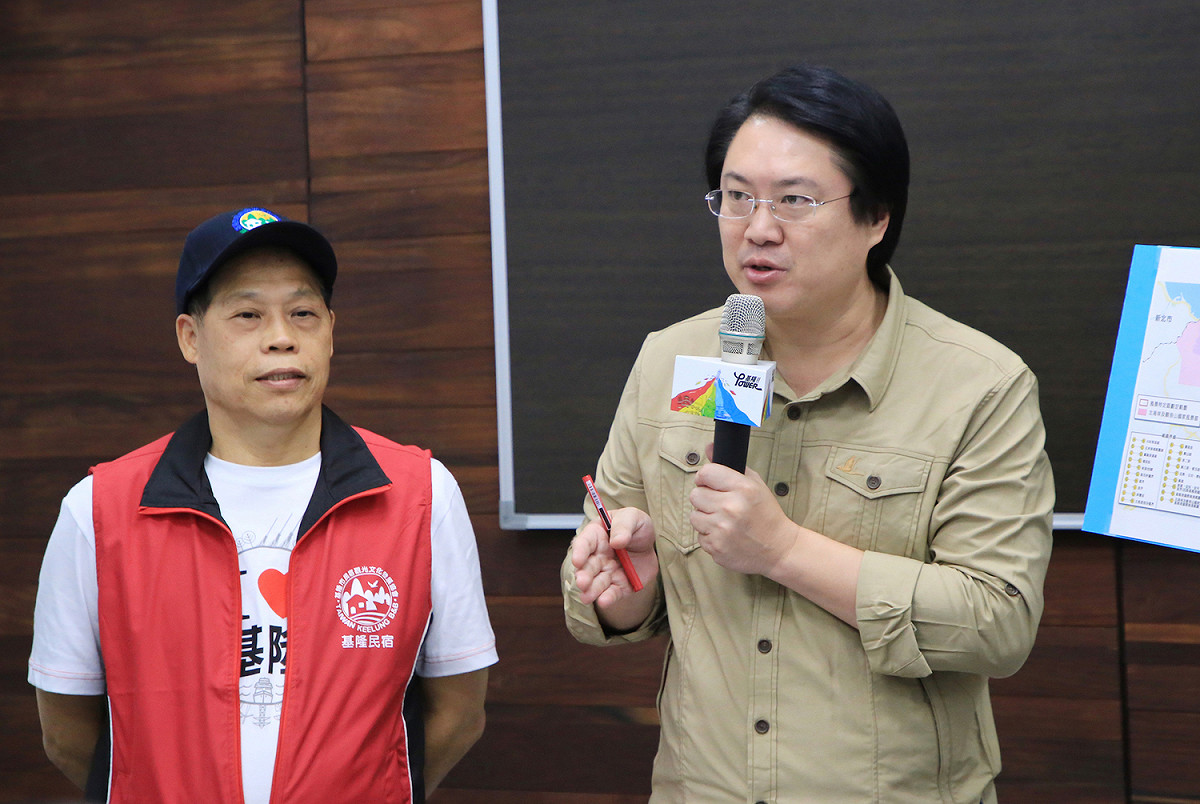 基隆市長林右昌今日宣布，基隆市完成全台第一個都會型濱海風景特定區劃設，包括中正區、中山區與仁愛區可發展民宿業。 圖：基隆市政府 / 提供