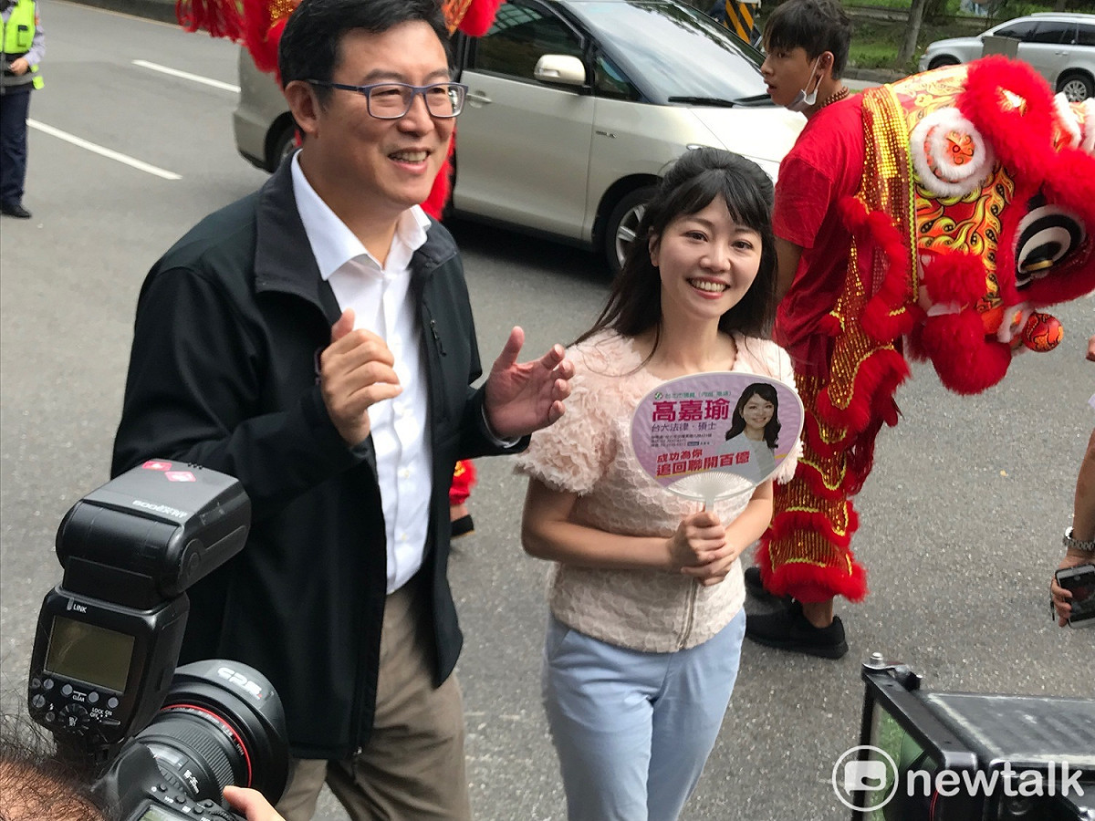 民進黨台北市長候選人姚文智、黨籍議員高嘉瑜今日成立聯合競選總部。 圖：周煊惠 / 攝
