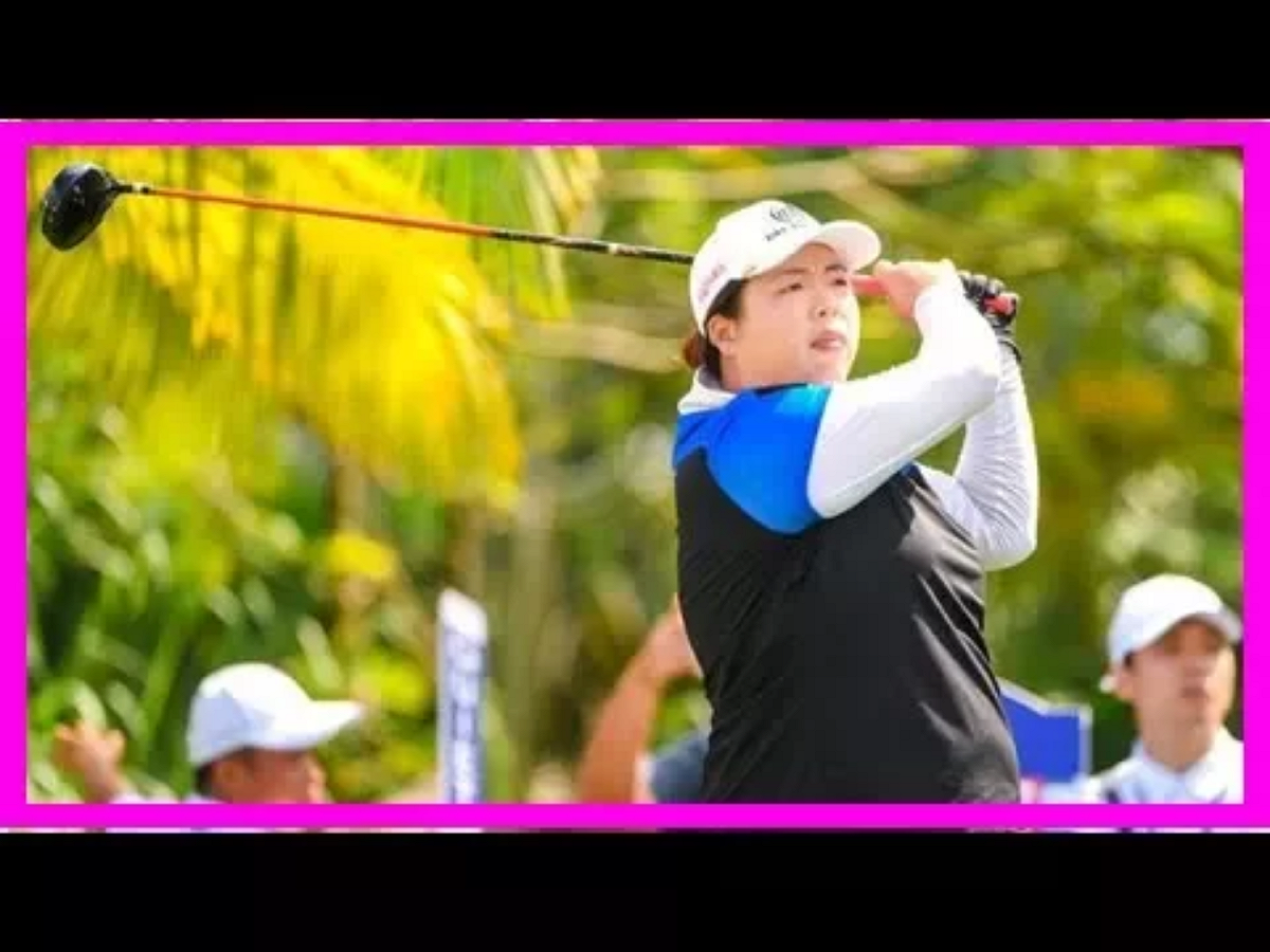 馮珊珊是一名非常優秀的選手，沒辦法來台參加比賽非常可惜，「這對未來她的排名、獎金的爭取，都有一些損失」。 圖：翻攝自Youtube