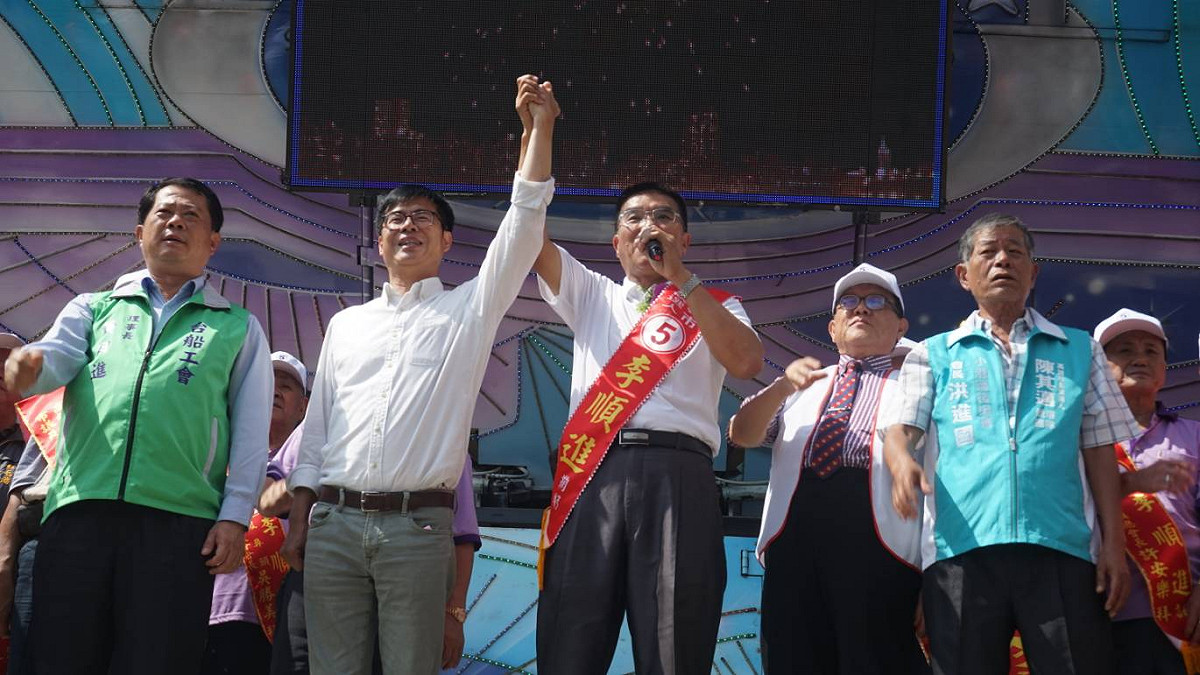 民進黨高雄市長候選人陳其邁今（28）日出席無黨籍議員競選總部成立活動。 圖：陳其邁競選辦公室/提供
