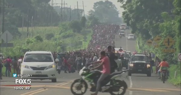 美國民兵團體與極右翼活動人士正在籌集資金，並宣布計畫前往墨西哥邊境，協助阻止中美洲人的大篷車進入美國。 圖：翻攝FOX 5