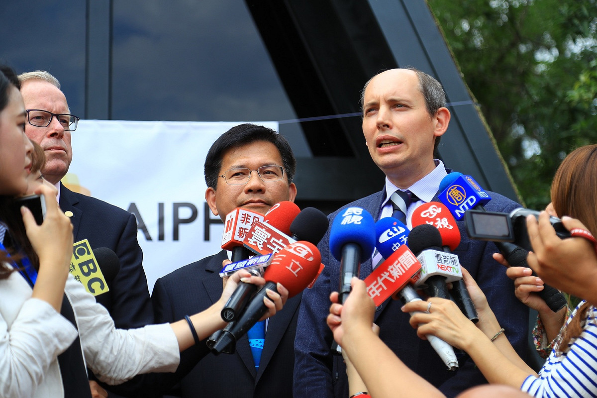 AIPH秘書長Tim Briercliffe表示，提供市民無限的免費違反了AIPH政策。 wj6台中市政府/提供