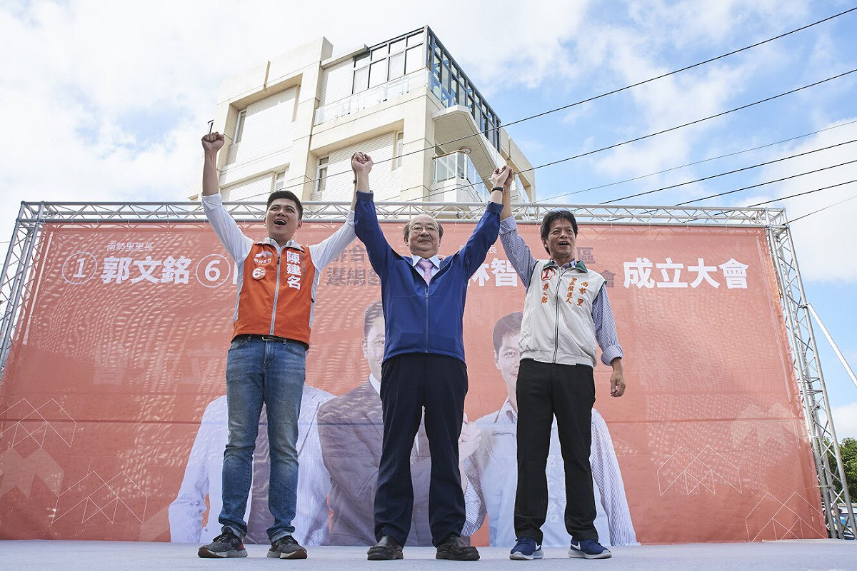 柯建銘表示，陳建名、郭文銘未來將與林智堅連線，提供里民連續性的服務。 圖：林智堅競選辦公室/提供