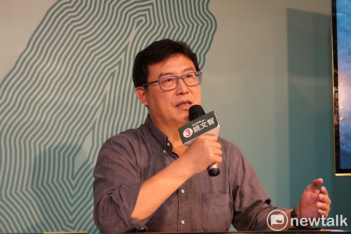 民進黨台北市長候選人姚文智6日表示，他是高雄20年來發展的第一棒。 圖：林朝億/攝