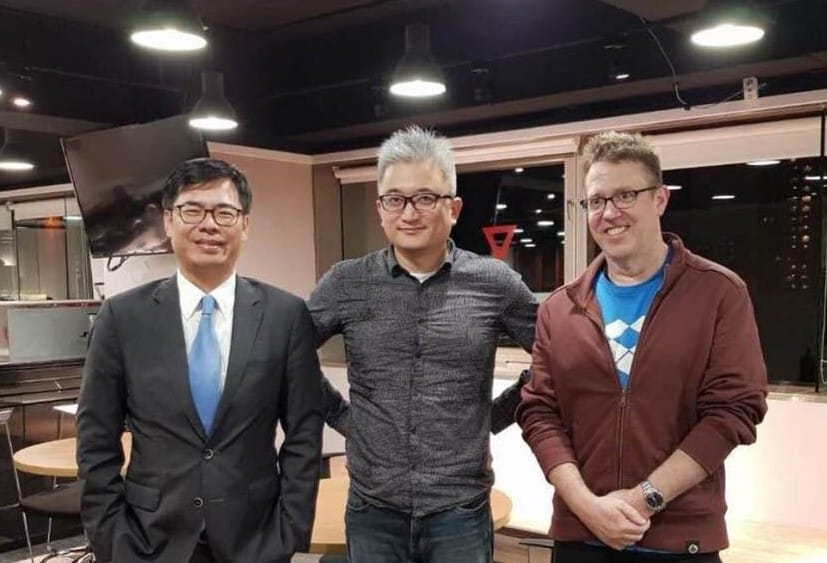 左起：陳其邁、杜奕瑾、前微軟AI&amp;R Cortana全球產品負責人 Mike Calcagno 陳其邁臉書