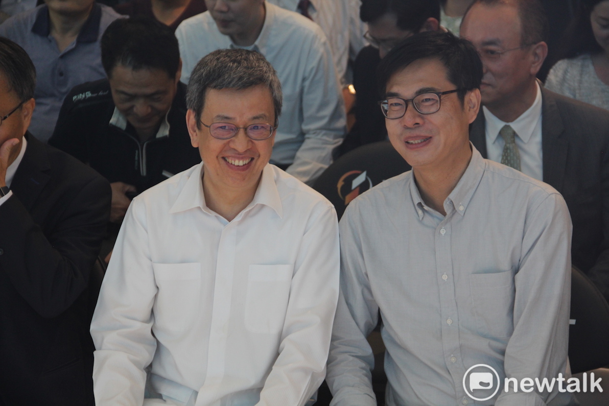 陳其邁感謝師長培育，表示對選情有信心。 圖：蔡幸秀/攝