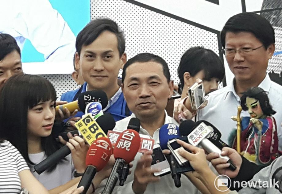 侯友宜表示，他從來沒有拒絕過辯論，對民調也都平常心看待，他要的是老縣長一個高度的表態。 圖：林昀真／攝
