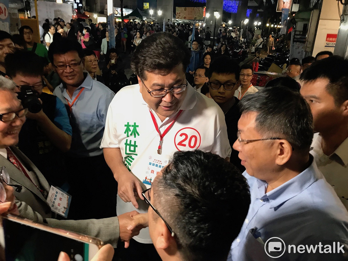 林世宗與柯文哲握手致意。 圖 : 周煊惠 / 攝