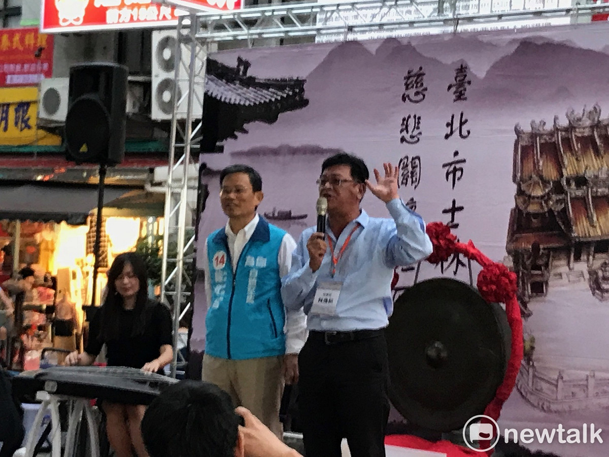 無黨籍議員陳政忠（左）。 圖 : 周煊惠 / 攝