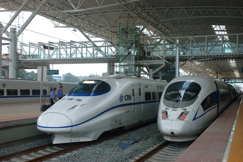 中國大陸「雙11」購物節不僅成交額創新高，為趕運郵件，中國高鐵全力投入充當貨車。 圖 : 翻攝自blog.xuite.net