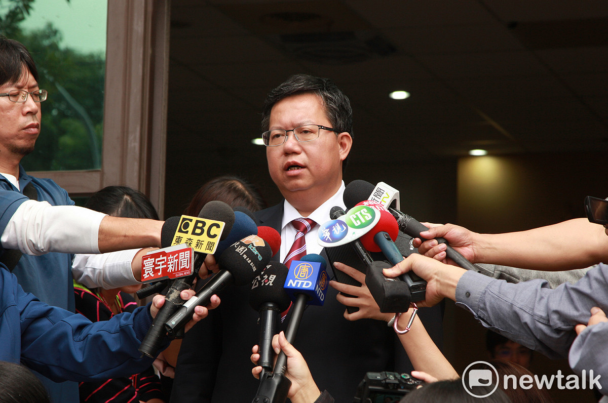 鄭文燦表示，未來選舉結束後，仍然會對大潭以南的觀新藻礁及大潭以北的大潭藻礁提列適當的保護等級。 圖：林昀真／攝