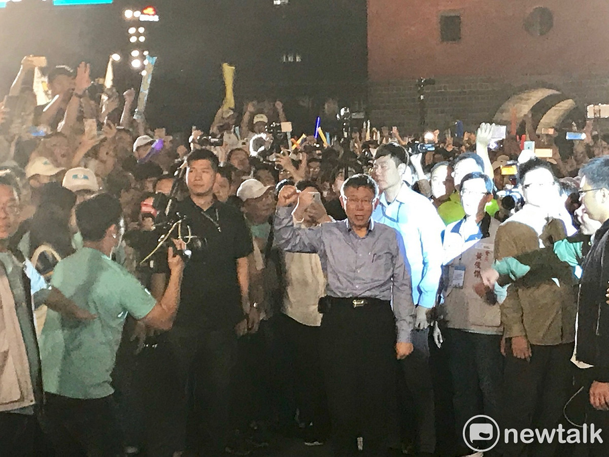 台北市長柯文哲進場。 圖 : 周煊惠 / 攝