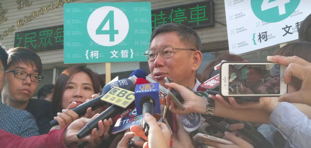 柯文哲今天前往市場掃街。 圖：陳佩君/攝