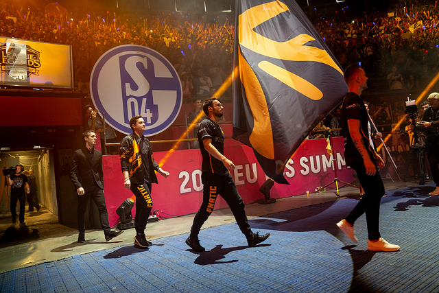 目前《英雄聯盟》歐洲冠軍聯賽名單中包括：Origen，G2，Misfits，Fnatic，SK Gaming，Vitality，Splyce，exceL，S04，Rogue。 圖：翻攝自 LoL Esports Photos flickr
