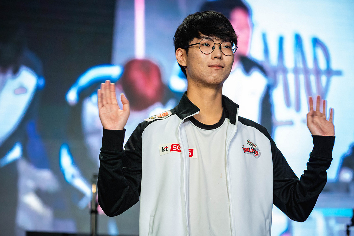 曾有「下一個Faker」美譽的Ucal近年進入撞牆期，輾轉了多支隊伍後再度回到當年打出風采的KT Rolster戰隊。 圖：翻攝自LOL Esports flickr
