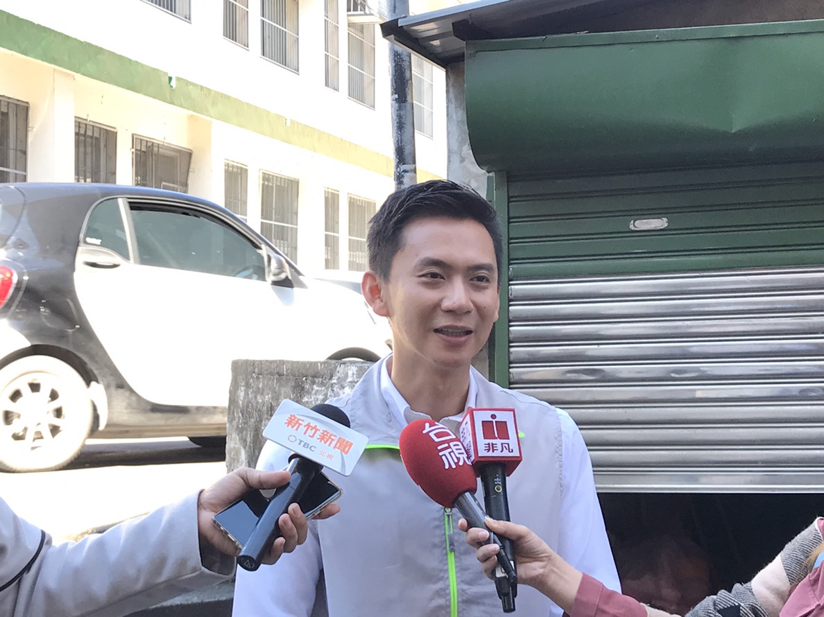 新竹縣長候選人鄭朝方表示，心裡覺得很踏實，讓以往對政治冷漠的年輕人，開始參與這個民主過程。 圖：鄭朝方辦公室/提供