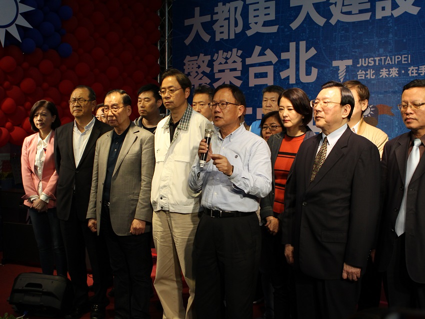 丁守中拉高分貝地說，由於全台僅有台北市被操作棄保，質疑「中選會刻意與台北市選委會合謀、放水」，讓棄保在台北發生，被有效操作。 圖：趙婉淳／攝