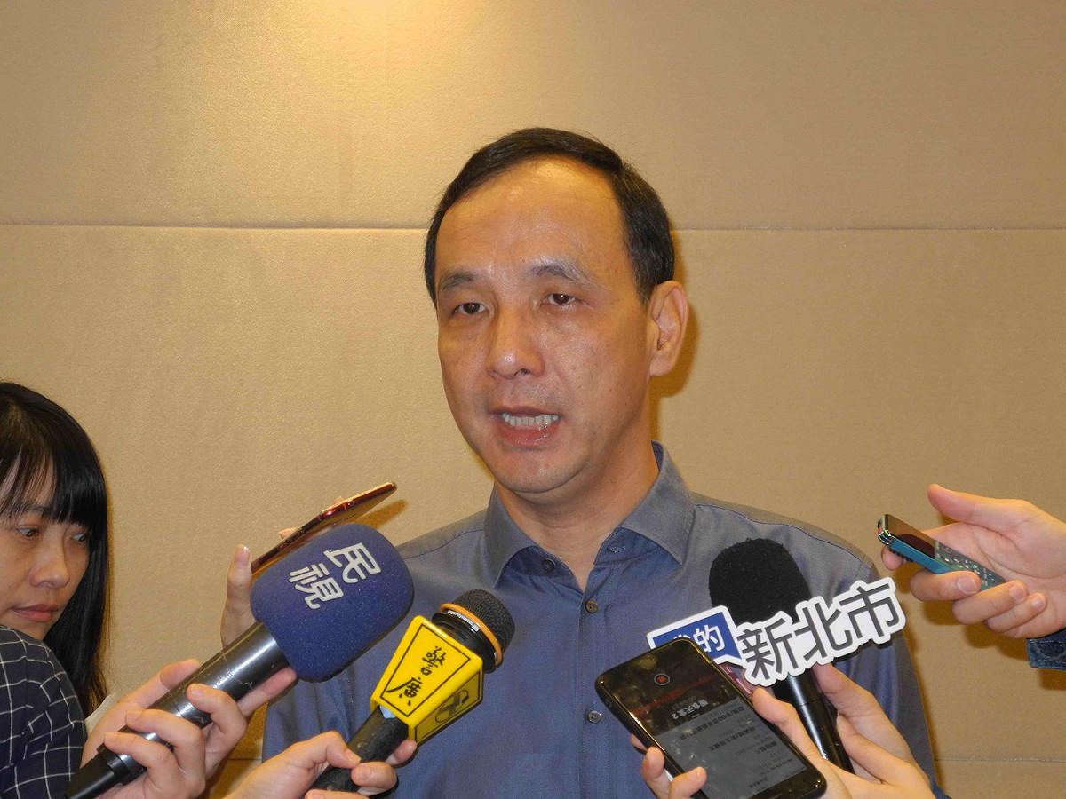 朱立倫今天市政會議後，不再多談參選2020，而是盛讚韓國瑜的太太李佳芬「非常加分」。 圖：新頭殼資料照片