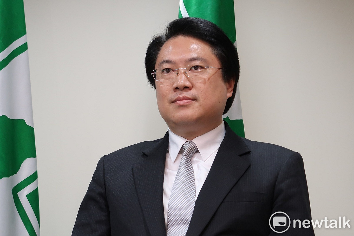 民進黨中常會28日推舉基隆市長林右昌為民進黨代理主席。 圖：林朝億 / 攝