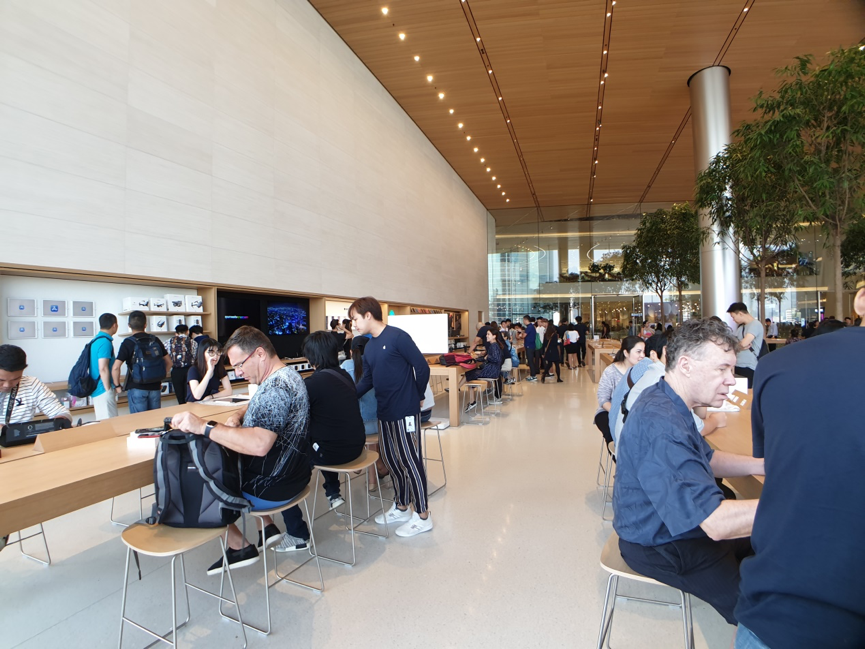 泰國第一間蘋果直營店(Apple Store)。 圖：陳文太/提供
