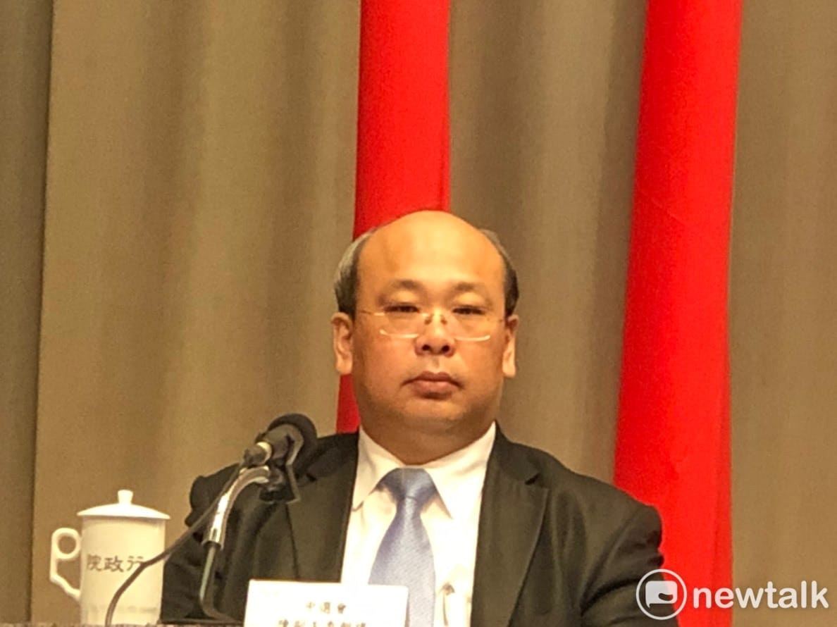中選會副主委陳朝建今（29）天指出，建議公投成案需要4個月以上；另針對公投綁大選的部份，中選會也擬修法讓公投不一定要跟選舉掛勾。 圖：謝莉慧/攝