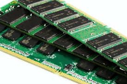動態隨機存取記憶體(DRAM)第4季平均售價跌近8%，市調機構集邦科技預期，明年第1季跌幅恐將進一步擴大。 圖 : 翻攝自coolaler.com