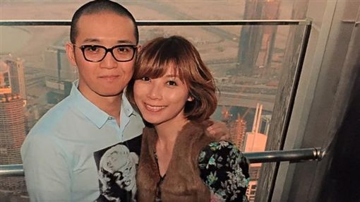 貴婦奈奈和丈夫黃博健涉嫌捲款潛逃，外交部今(10)日下午做出最新聲明，表示台北地檢署今天中午行文至外交部，在收到公文後，已依法立即註銷貴婦奈奈、黃博健、黃立雄3人護照。 圖：翻攝自臉書
