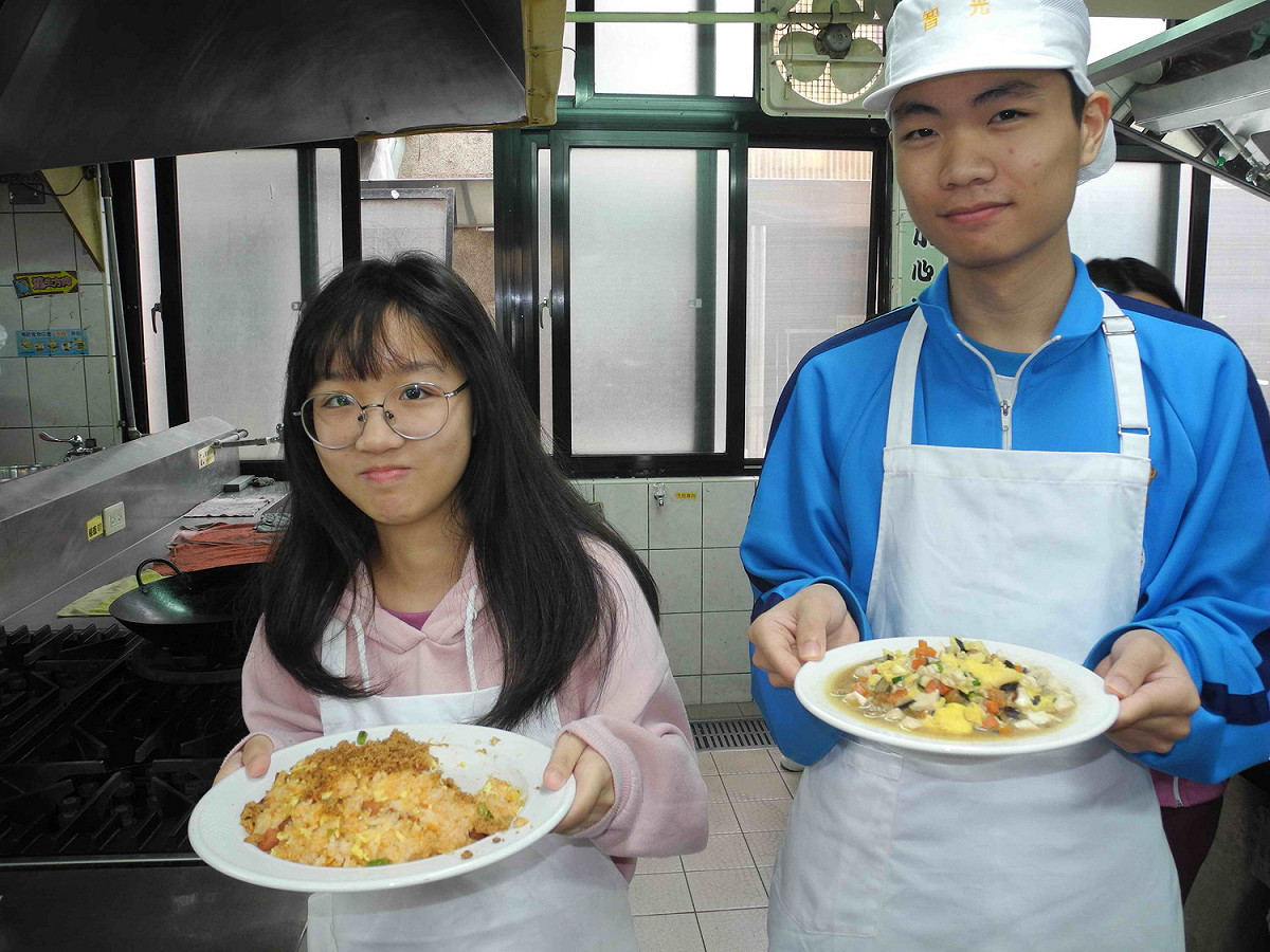 智光商工與近20所國中辦理技藝班，餐飲科是其中之一。 圖：王峻昌 /攝
