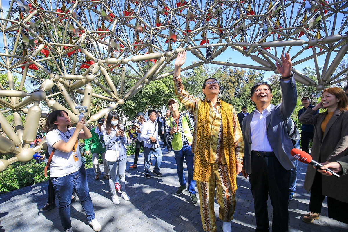 花博國際宣傳大使piko太郎參訪台中花博。 花博國際宣傳大使piko太郎