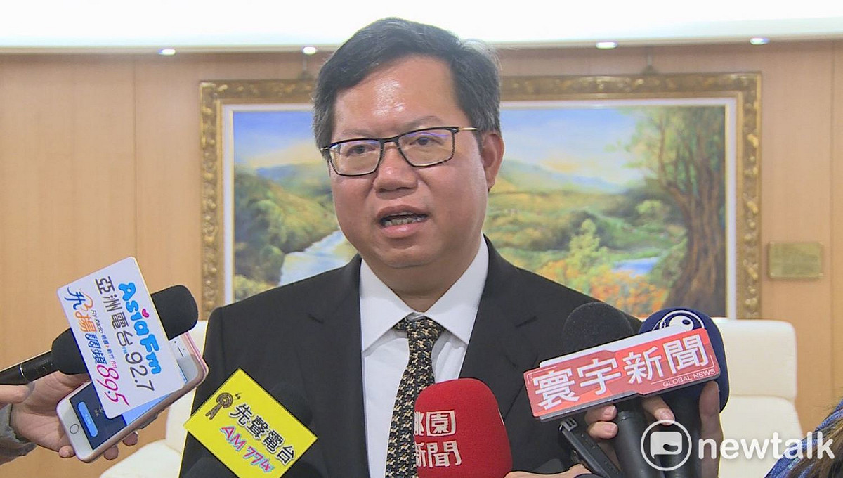桃園市長鄭文燦認為若連藝人或像吳寶春這樣的傑出人士都要表態支持九二共識，直批「這真的是難以想像。」  圖：林昀真／攝