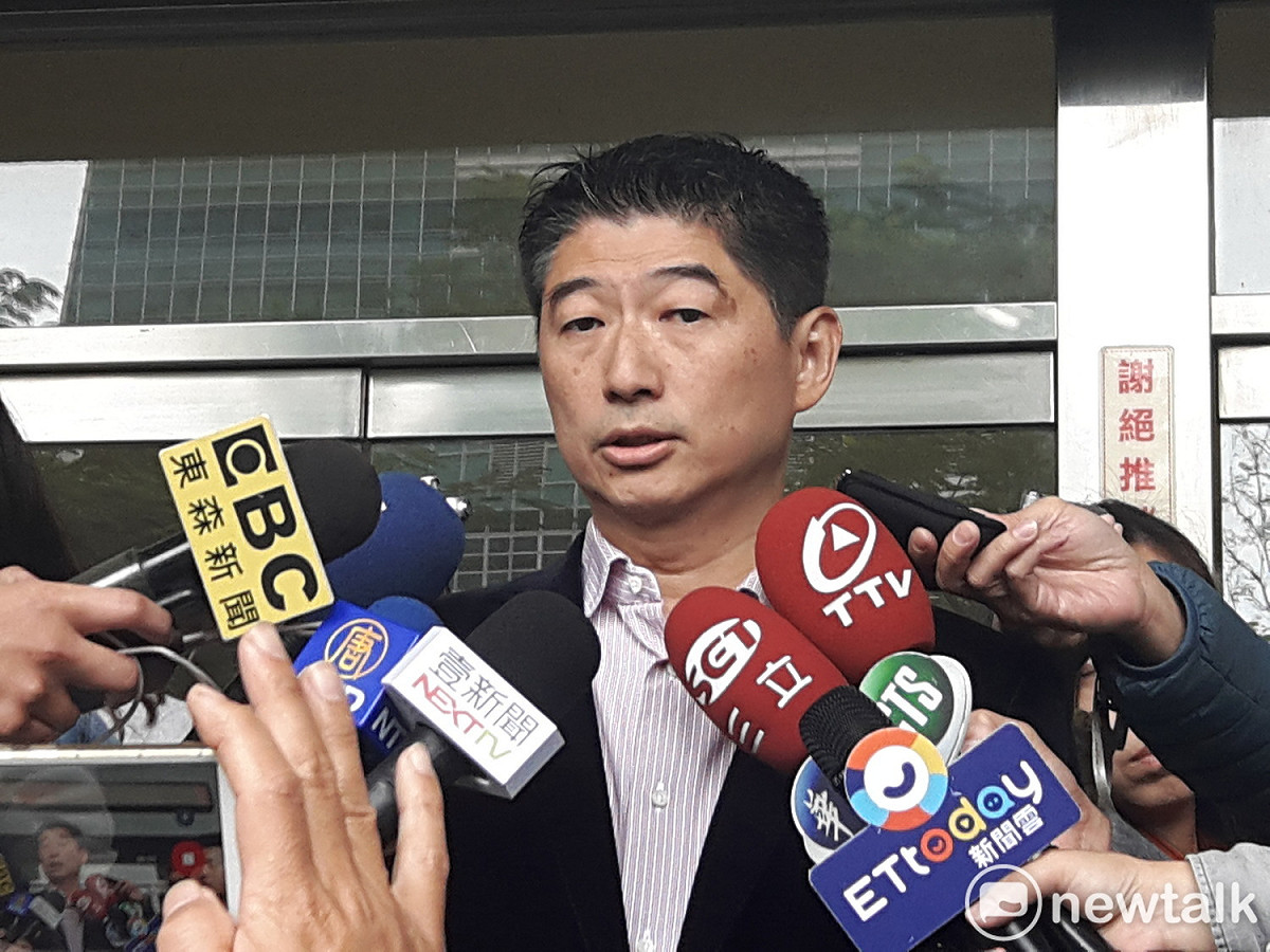 面對白綠夾殺，代表藍營出征的陳炳甫坦言「真的是場硬戰。」 圖：林昀真／攝