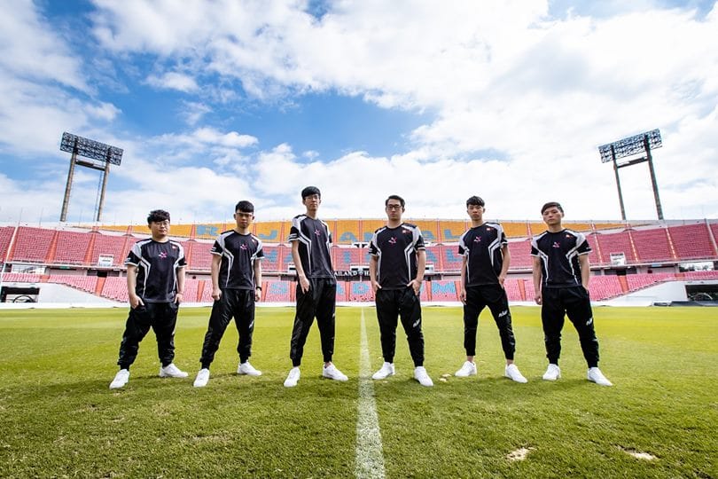 J Team擊敗熟悉的對手ahq，挺進最終決賽！ 圖：翻攝自J Team傳說對決臉書
