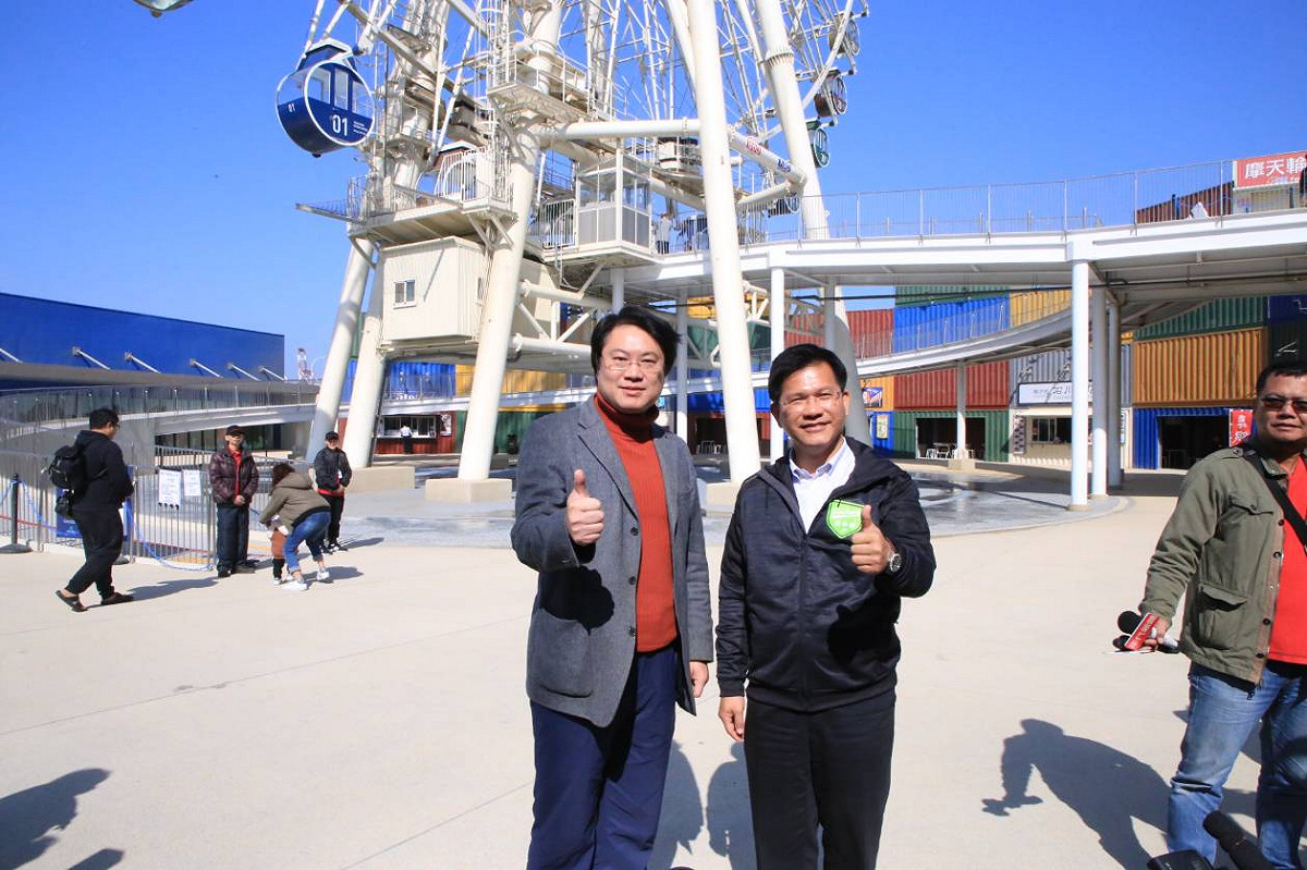 林右昌率團參訪台中港三井OUTLET 圖:王宸宇攝