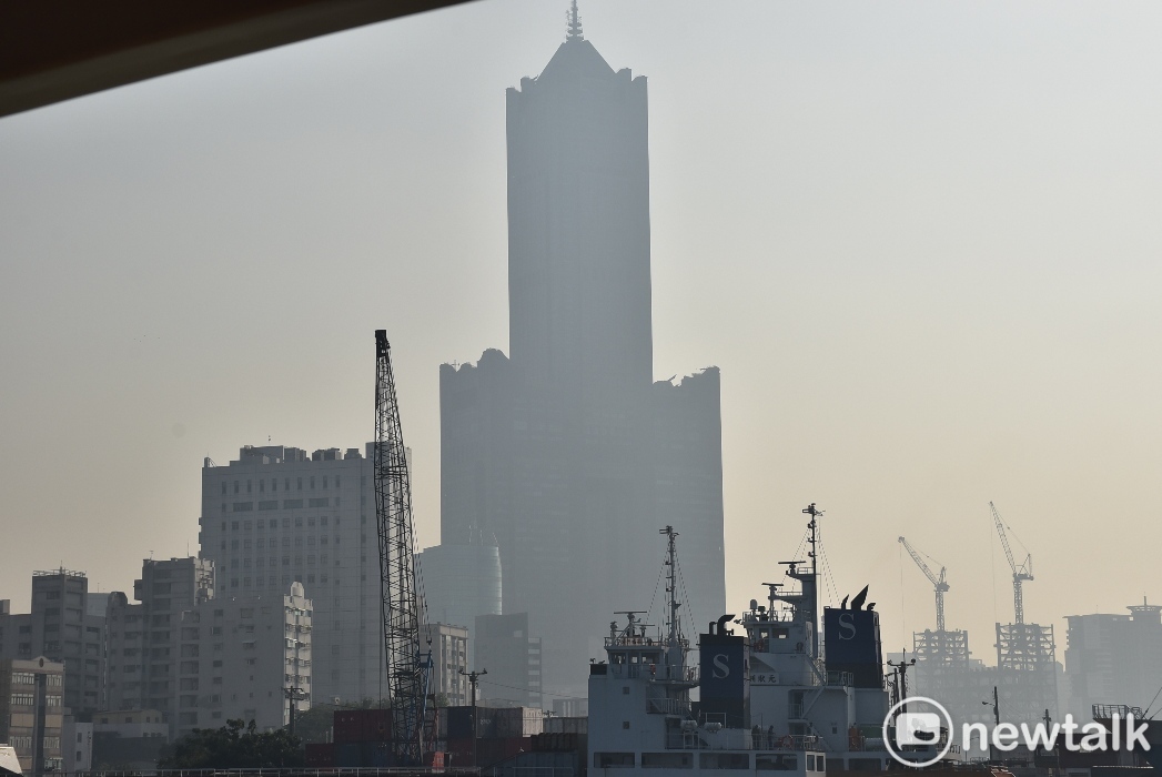 高雄市最著名地標八五大樓。 圖：孫家銘/攝